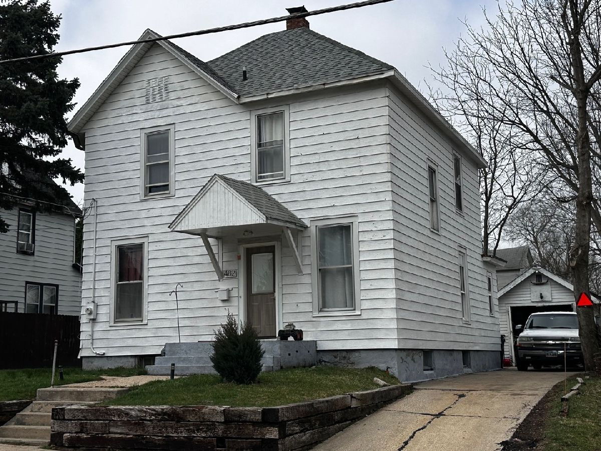  For Sale Freeport Illinois, 482 Float Avenue