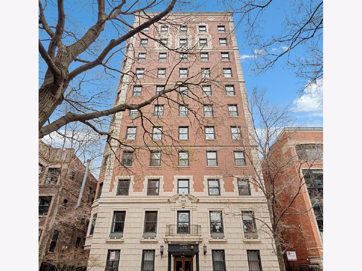  For Sale Chicago Illinois, 433 Briar Place