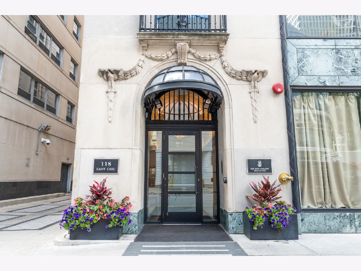  For Sale Chicago Illinois, 118 Erie Street