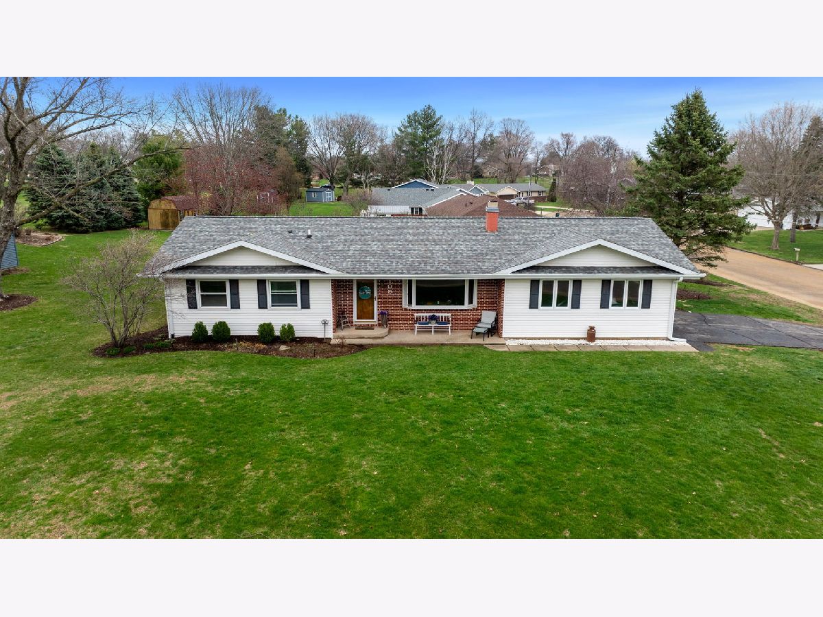  For Sale Oregon Illinois, 109 13th Street