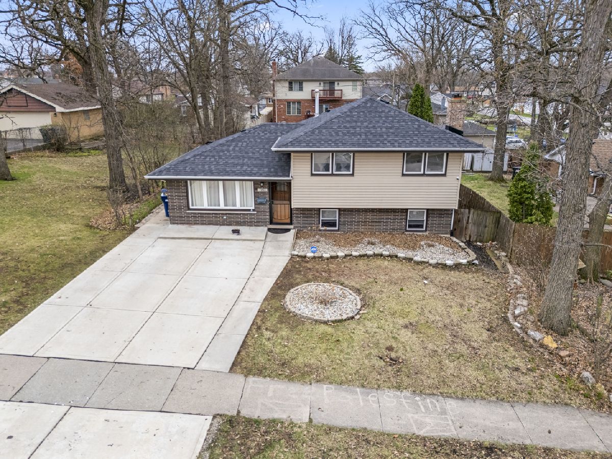  For Sale Worth Illinois, 7247 112th Street