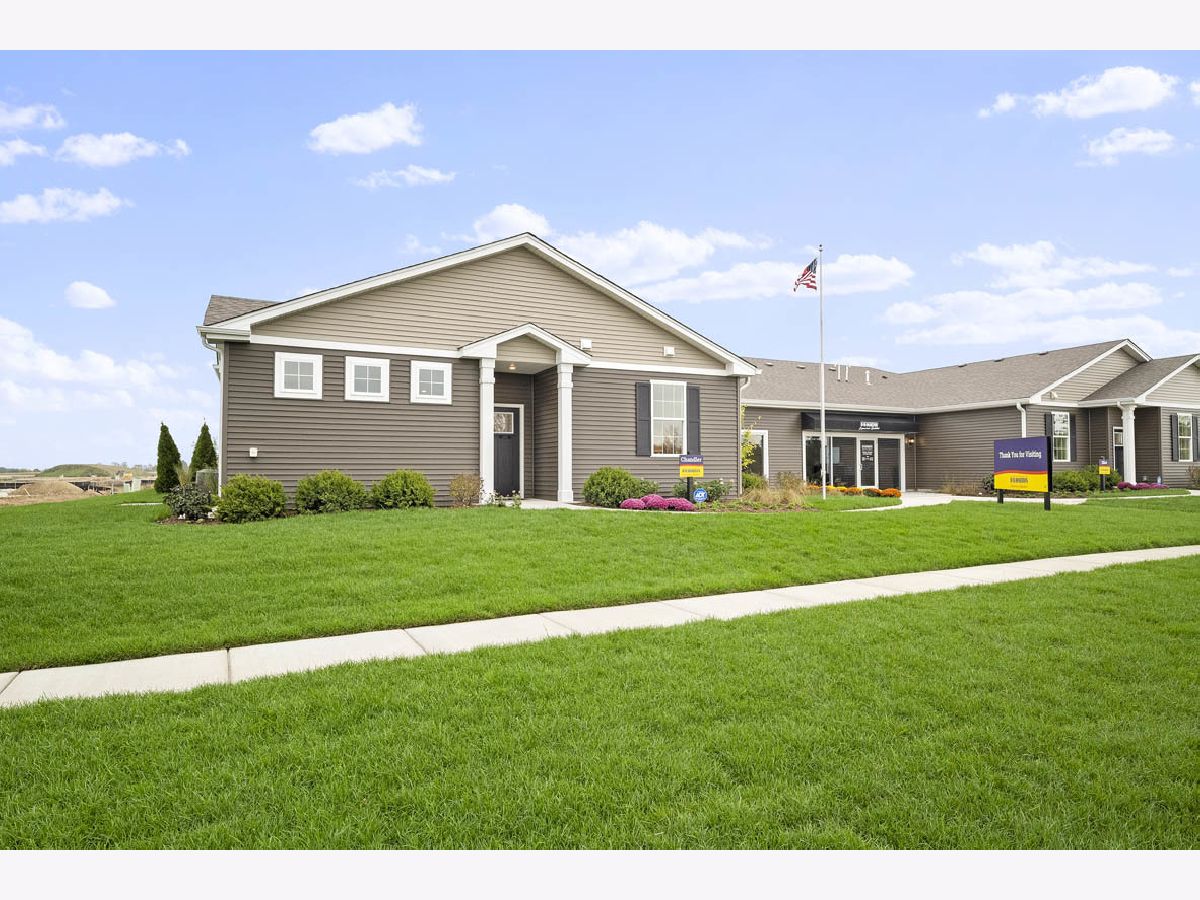 Condos & Townhomes & Homes For Sale Stonewater Wonder Lake Illinois, 6438 Maple Glen Drive