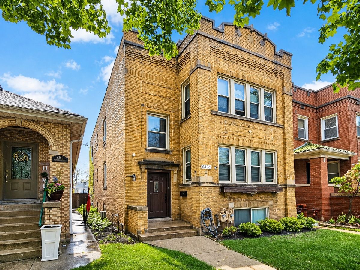  For Sale Chicago Illinois, 6306 Holbrook Street