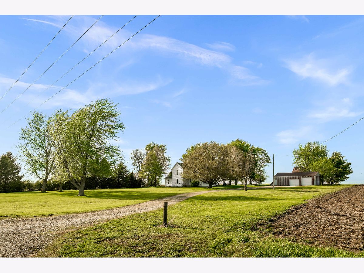  For Sale Leroy Illinois, 30474 325 North Road