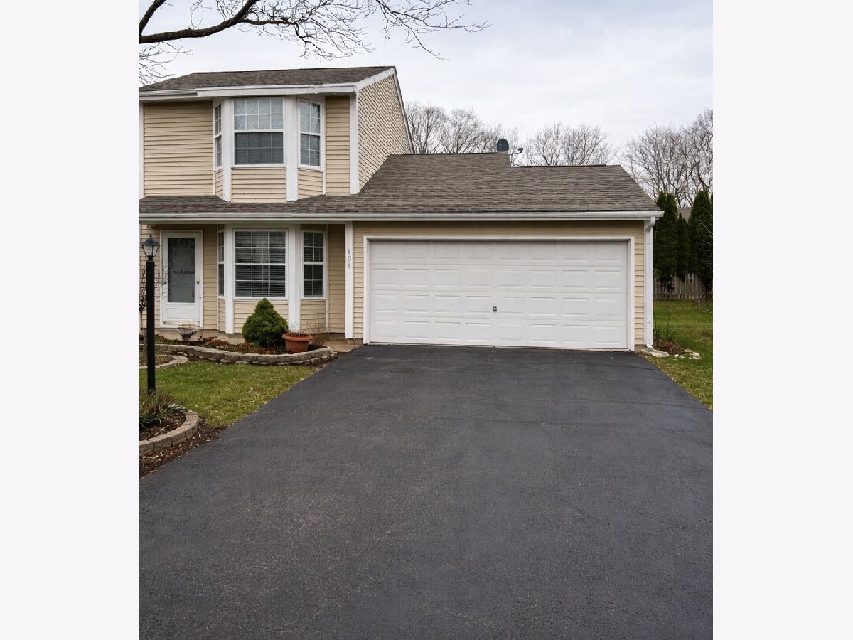  Rented Island Lake Illinois, 404 Lauren