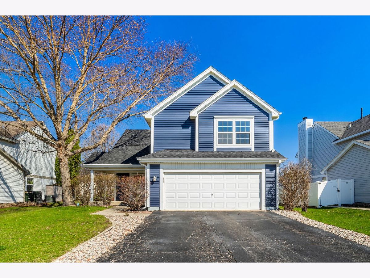  For Sale South Elgin Illinois, 5 Longview Court