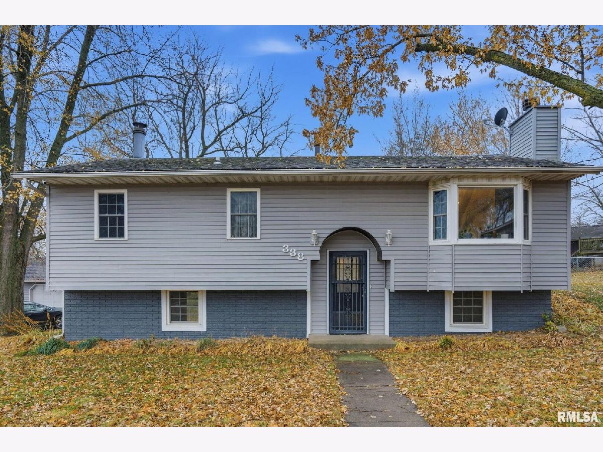  For Sale Le Claire Iowa, 338 Benton Street
