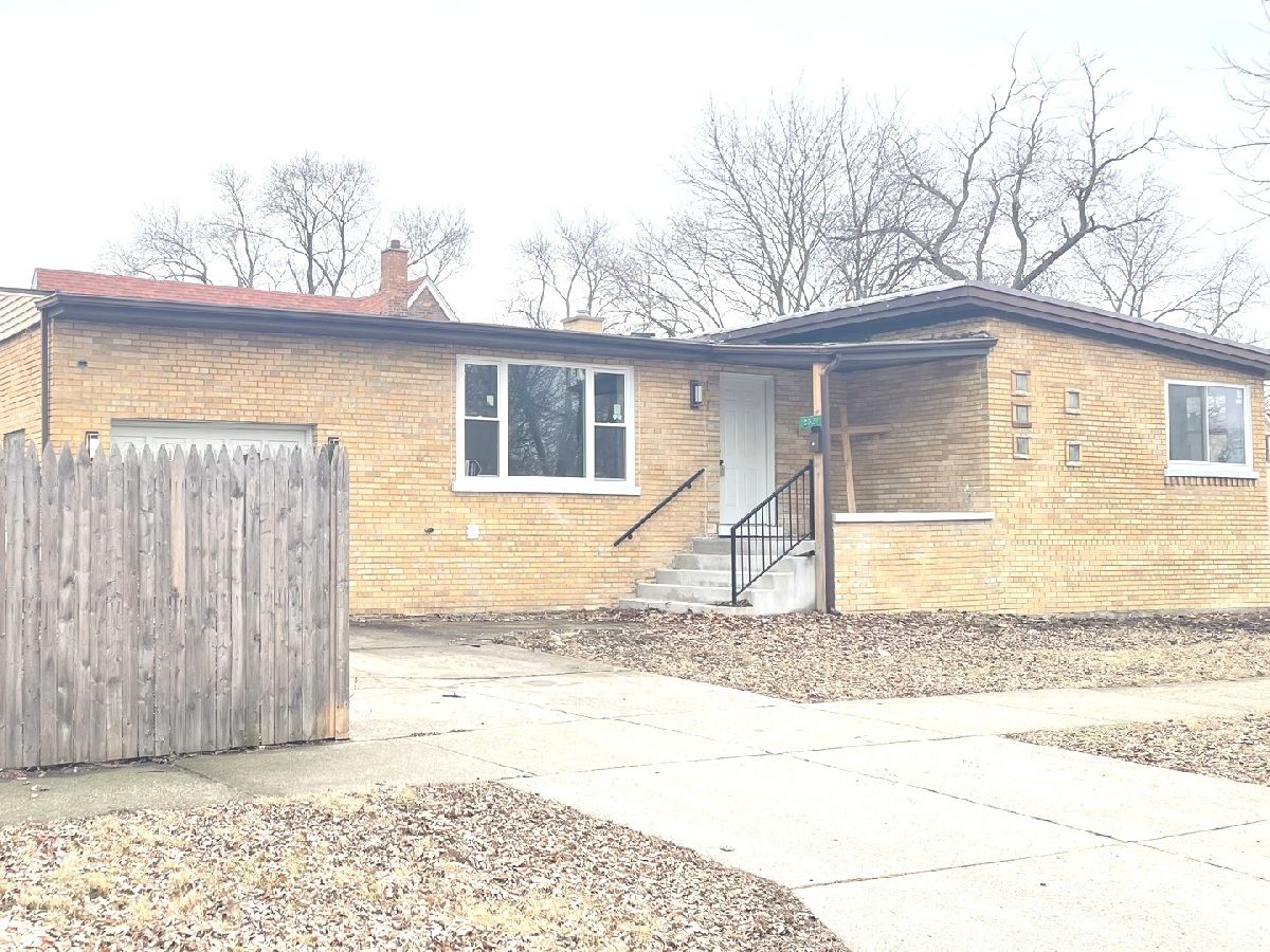  For Sale Blue Island Illinois, 2521 120th Street