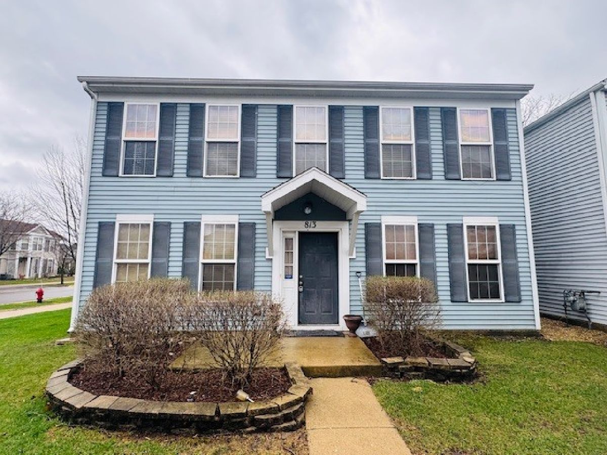  Rented Aurora Illinois, 813 Serendipity