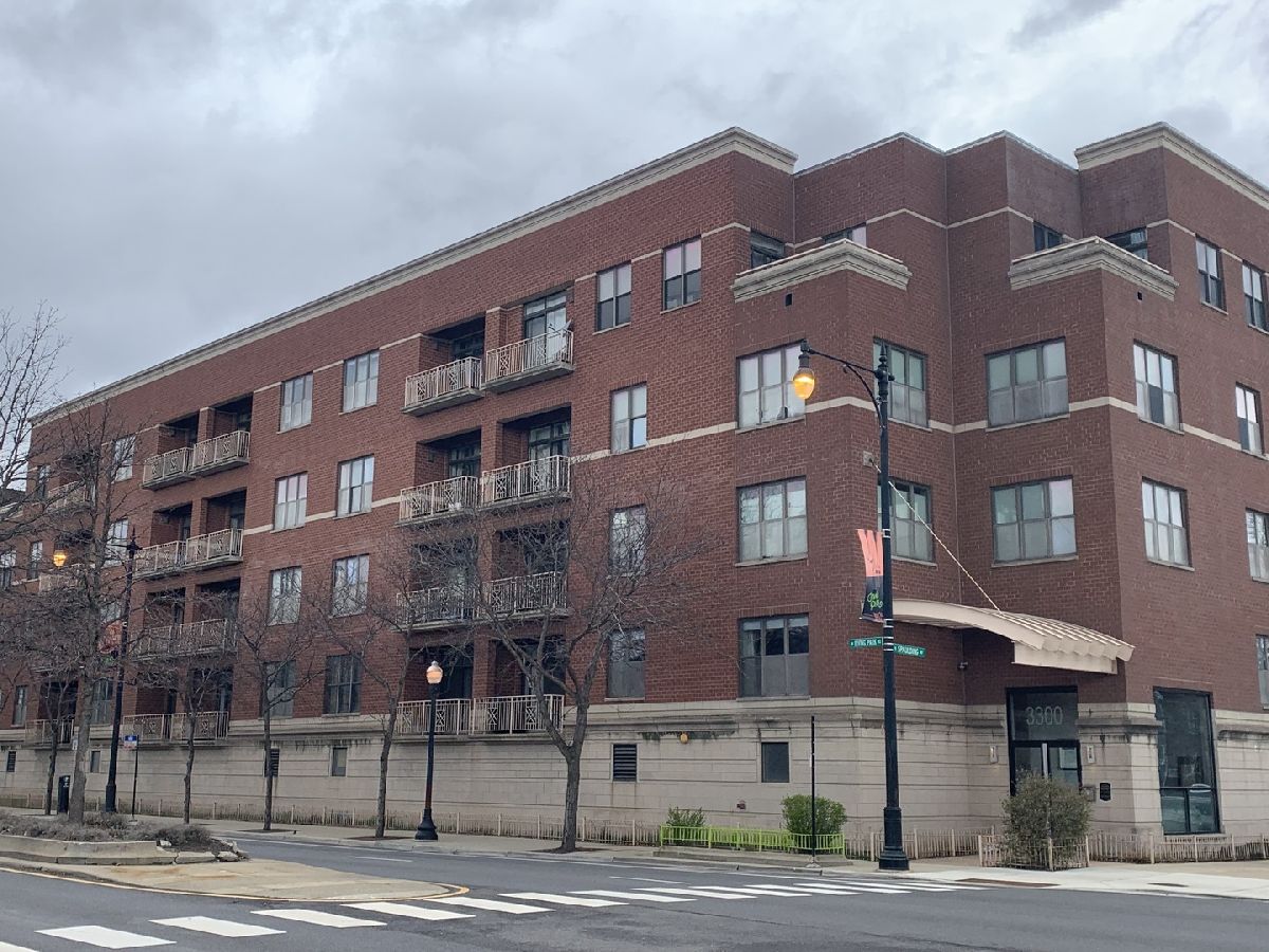  Rented Chicago Illinois, 3300 Irving Park