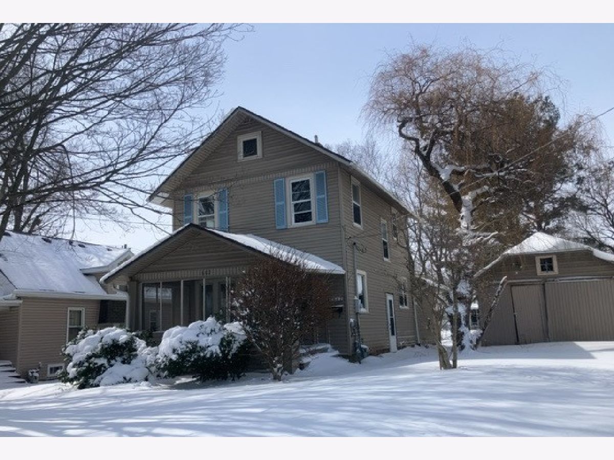  For Sale Freeport Illinois, 1662 Chicago Avenue