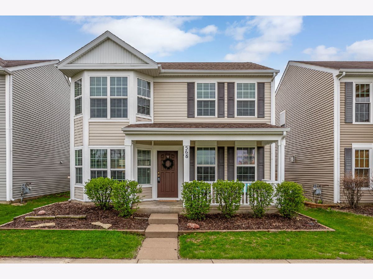 Homes & Townhomes & Condos For Sale Hometown Aurora Illinois, 568 Four Seasons Boulevard