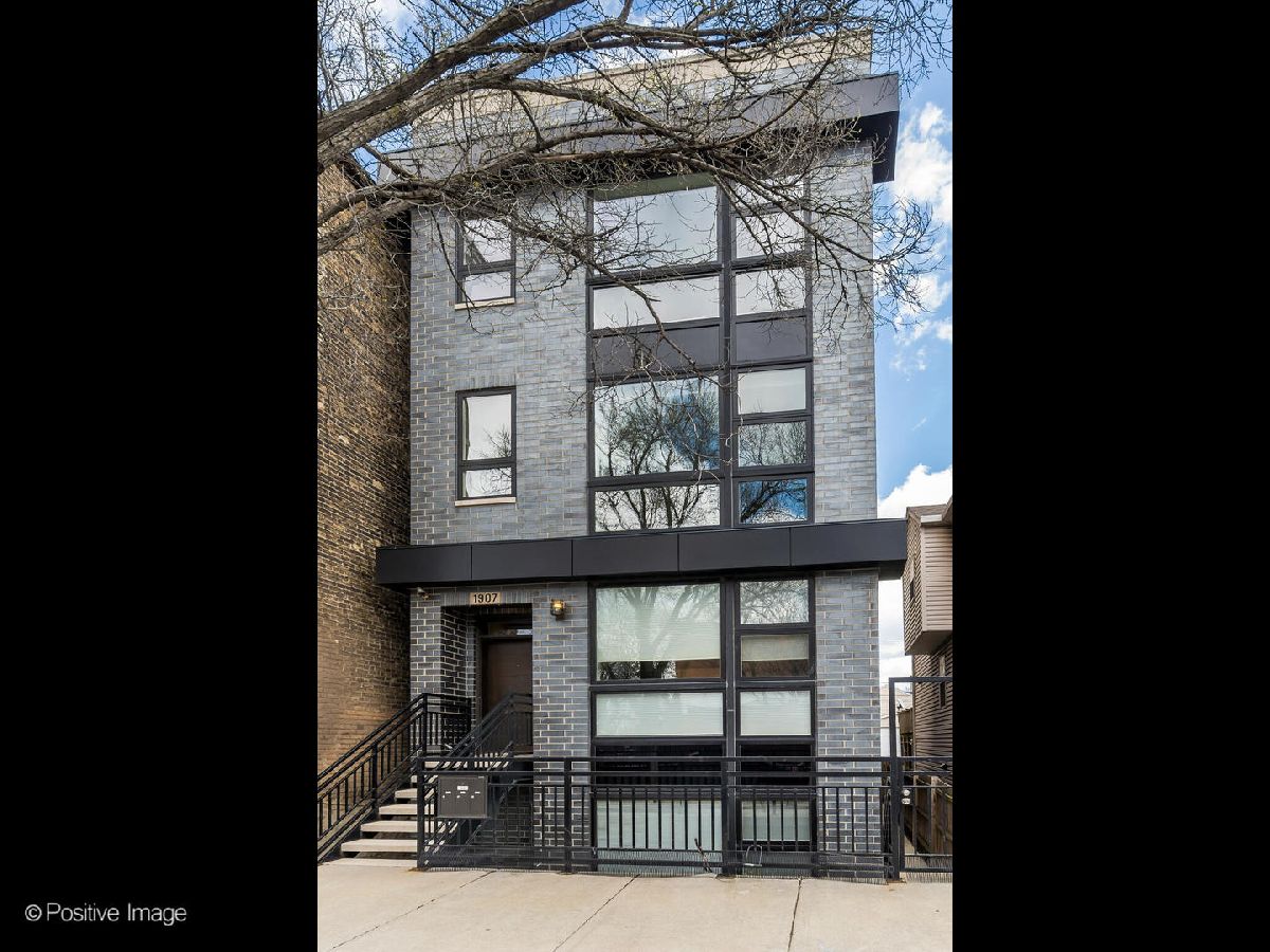 For Sale Chicago Illinois, 1907 Allport Street