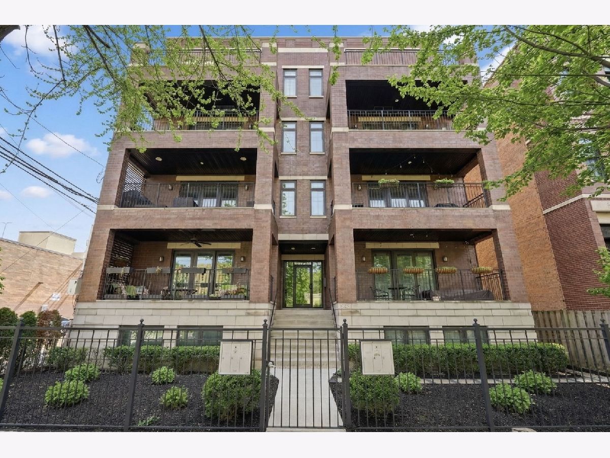  For Sale Chicago Illinois, 843 Fletcher Street