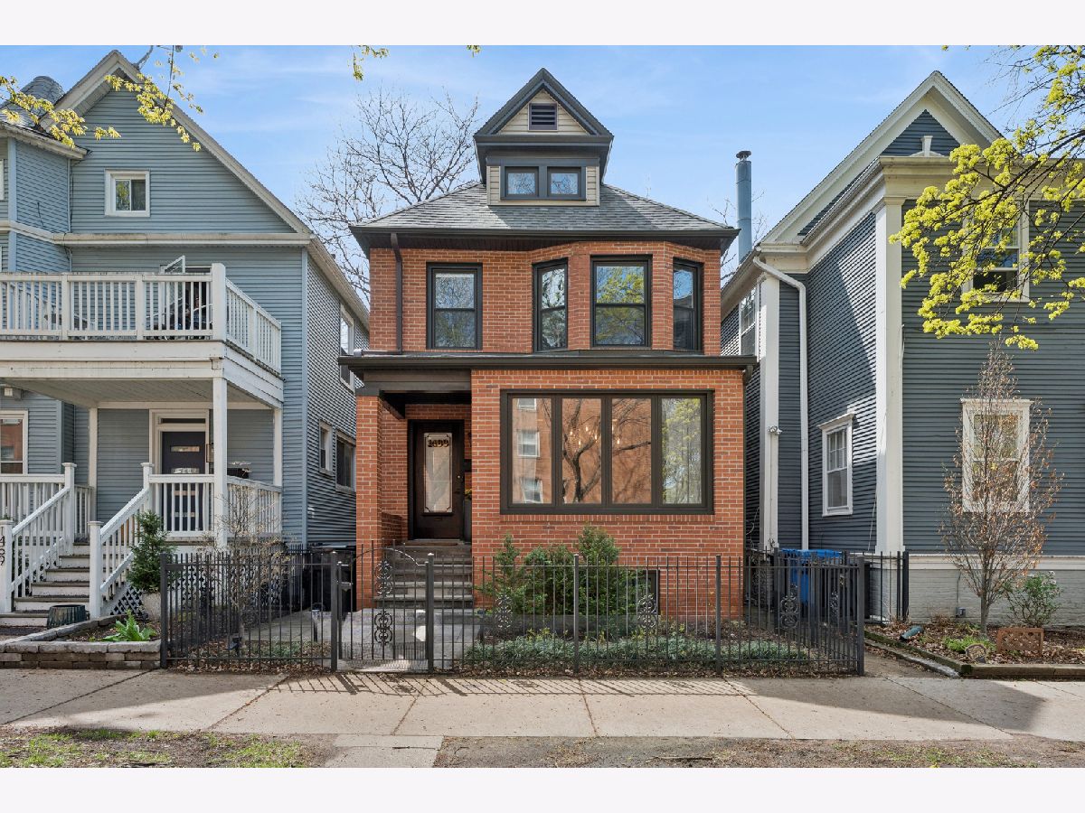  For Sale Chicago Illinois, 1463 Sunnyside Avenue
