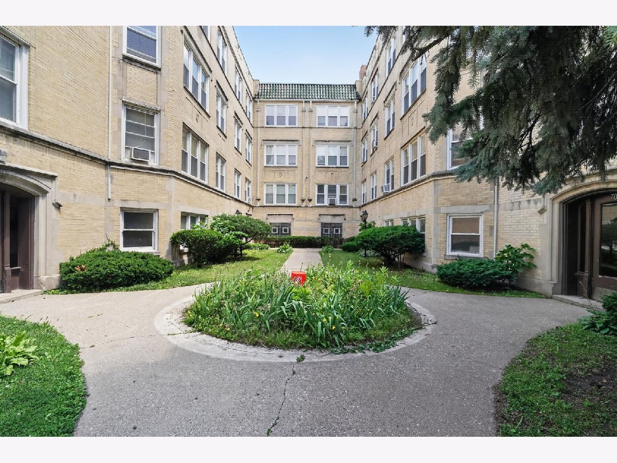  Rented Chicago Illinois, 7017 Merrill