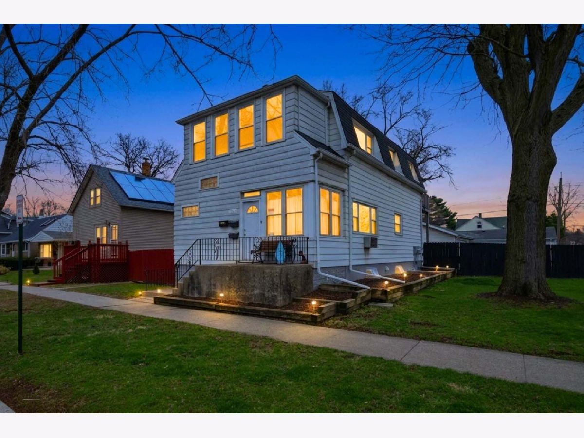  For Sale Blue Island Illinois, 12815 Clinton Street