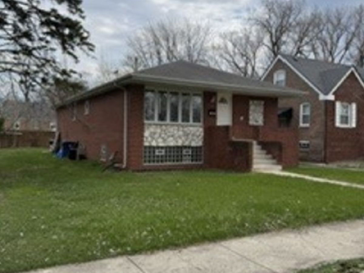  For Sale Burnham Illinois, 14241 Mackinaw Avenue