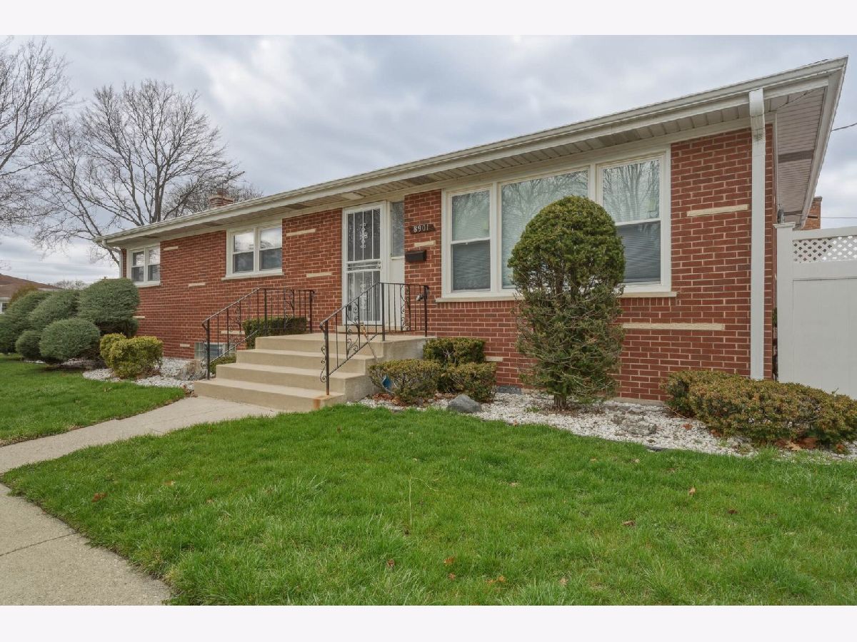  For Rent Morton Grove Illinois, 8901 Moody