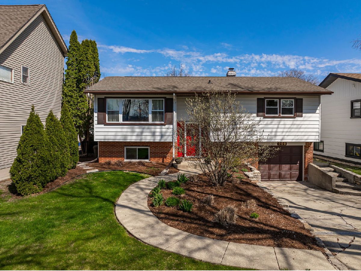  For Sale Downers Grove Illinois, 908 40th Street