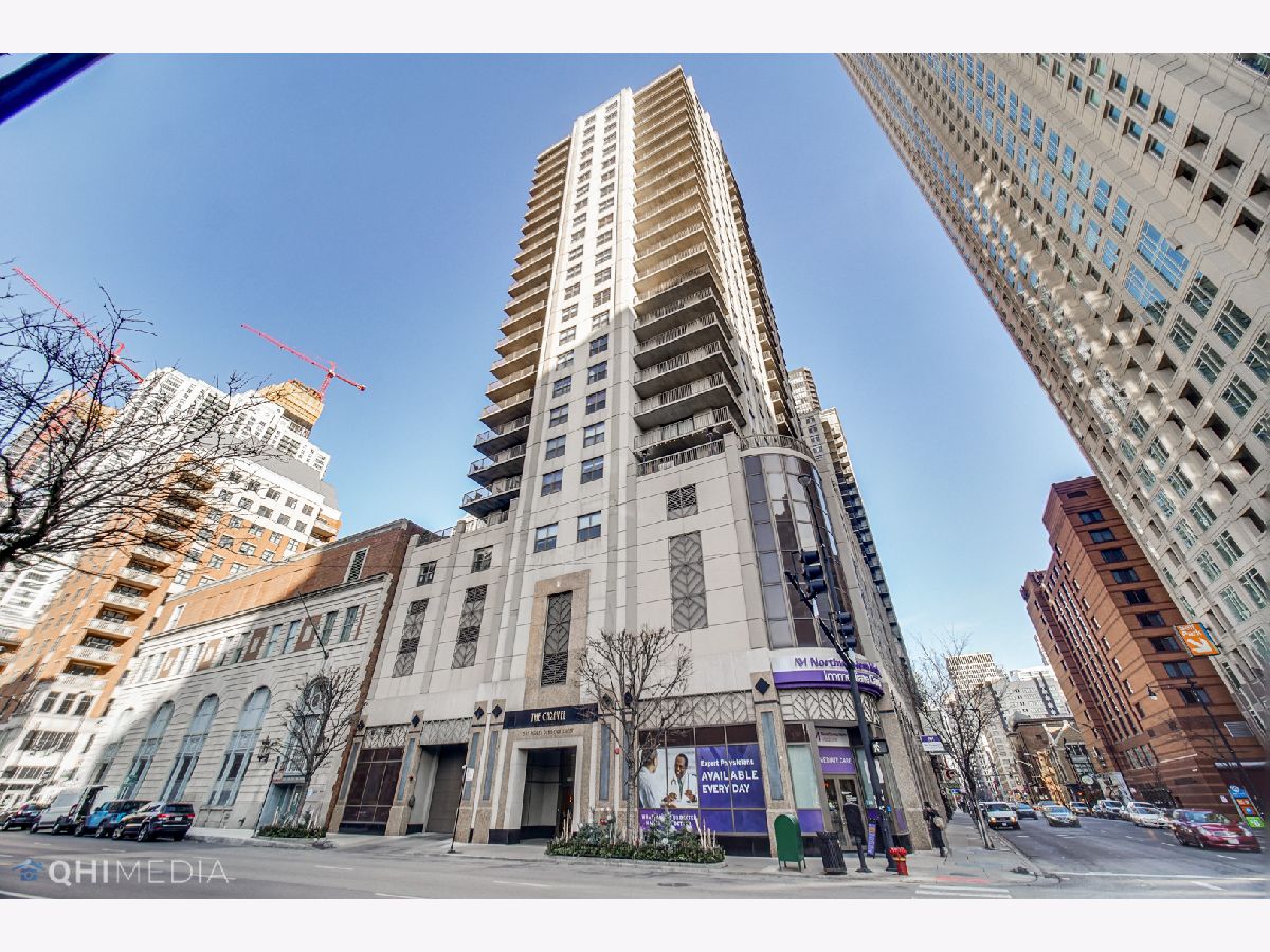 Condominiums For Sale Caravel Chicago Illinois, 635 Dearborn Street