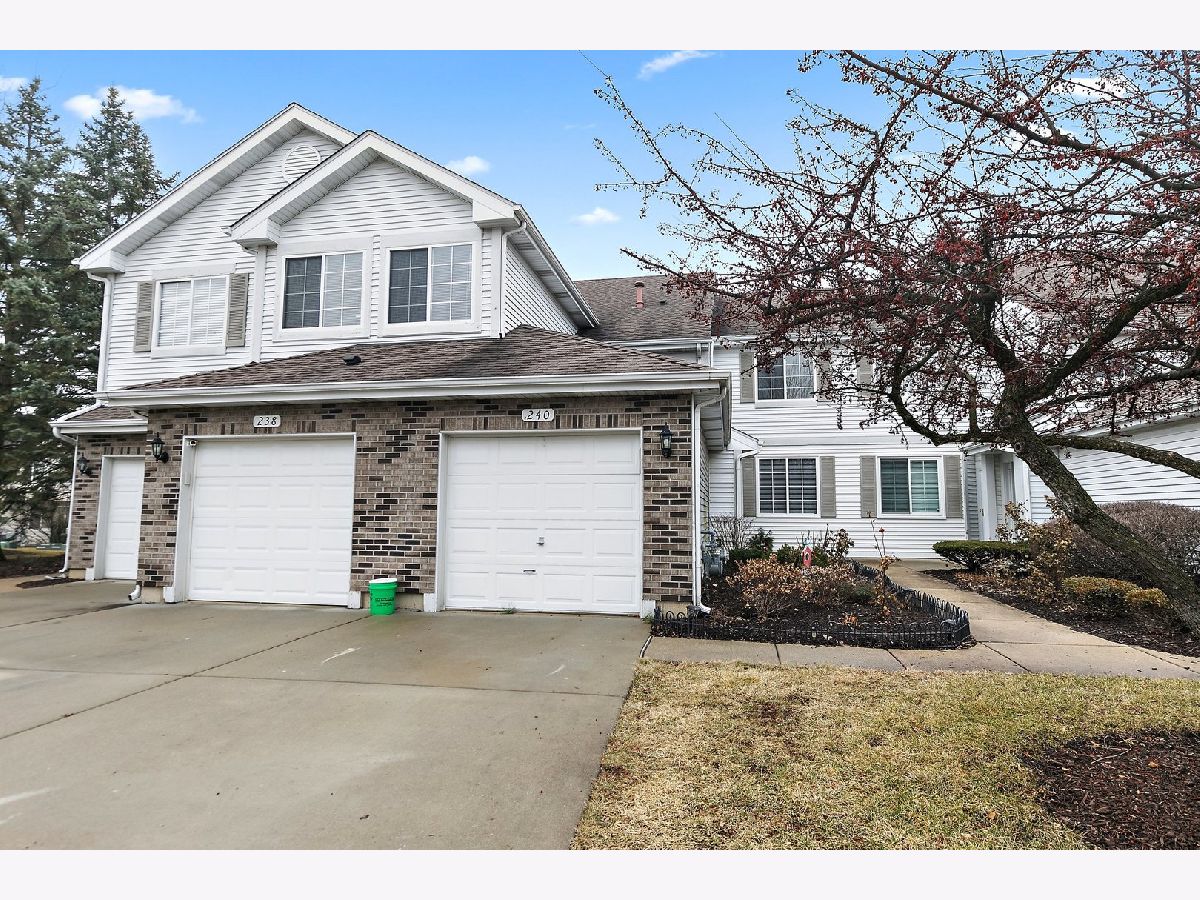  For Rent Schaumburg Illinois, 240 Camel Bend