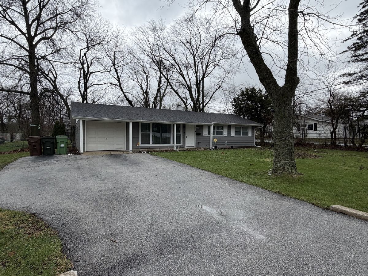  For Sale Country Club Hills Illinois, 18757 Baker Avenue