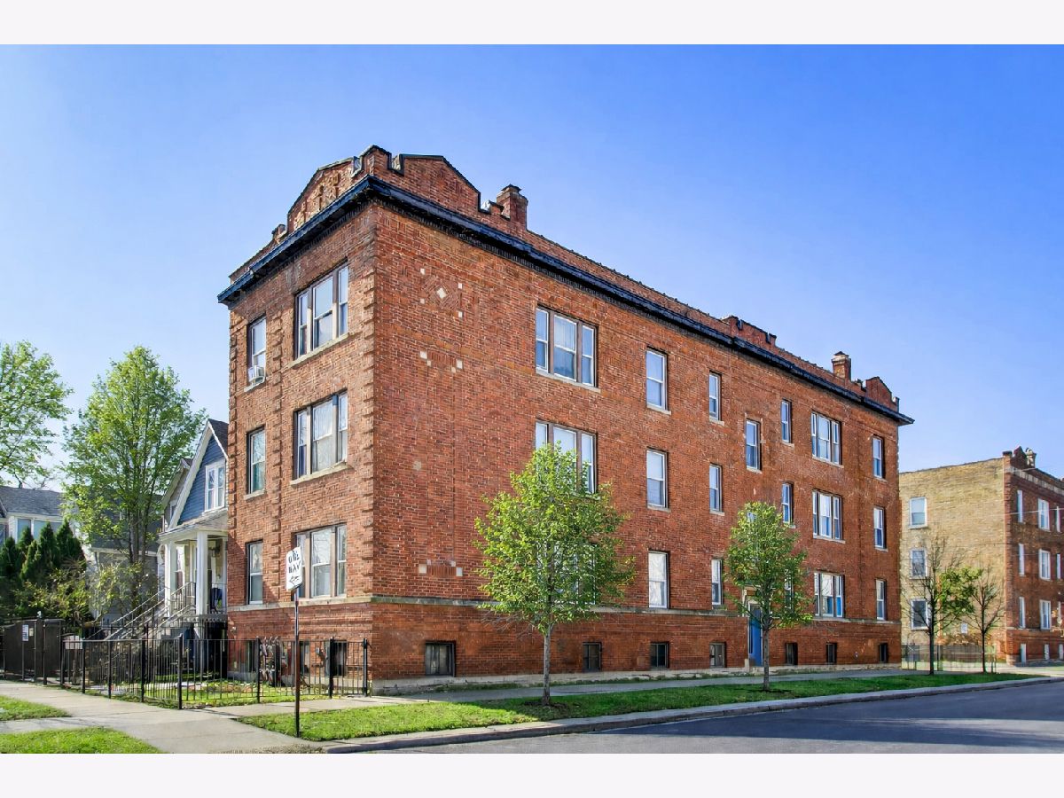  For Rent Chicago Illinois, 3047 Berteau