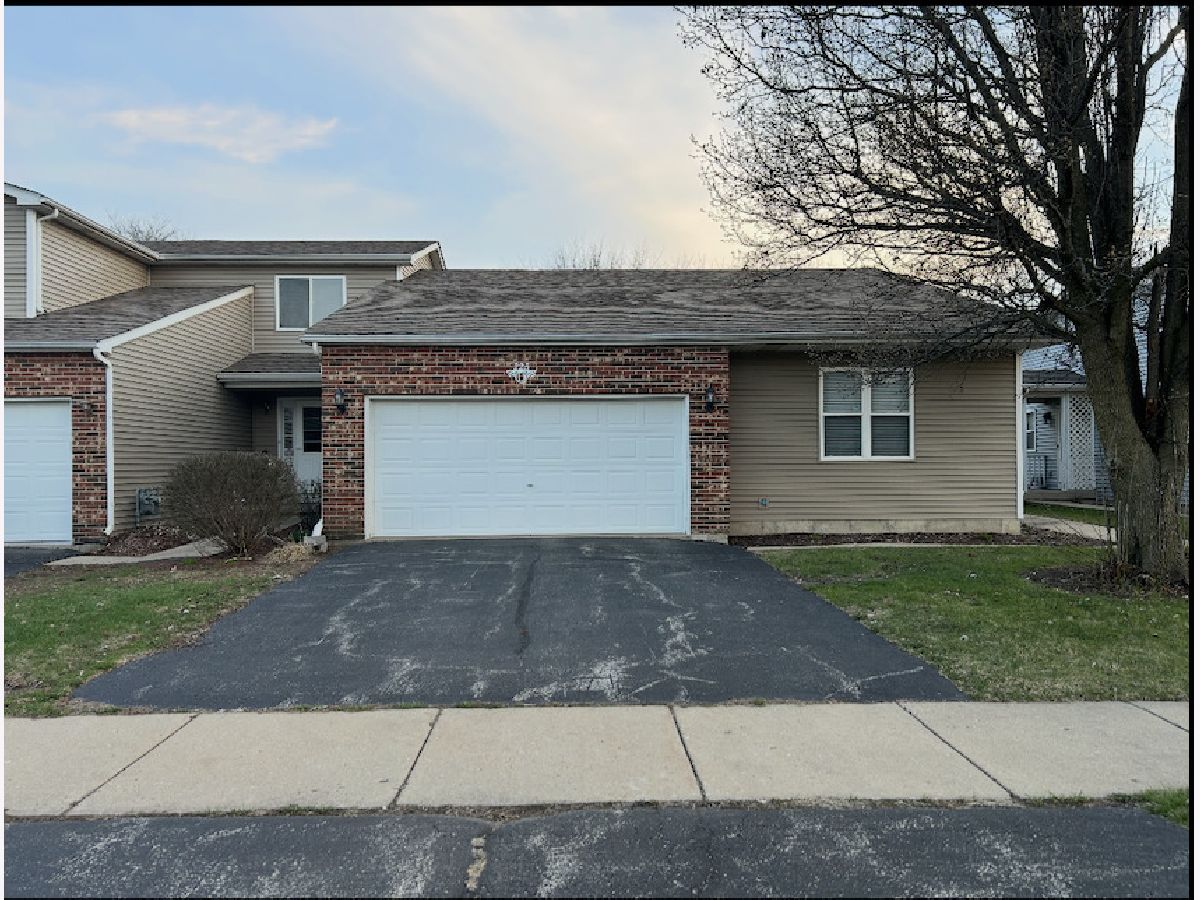  For Sale Somonauk Illinois, 225 Morrow Street