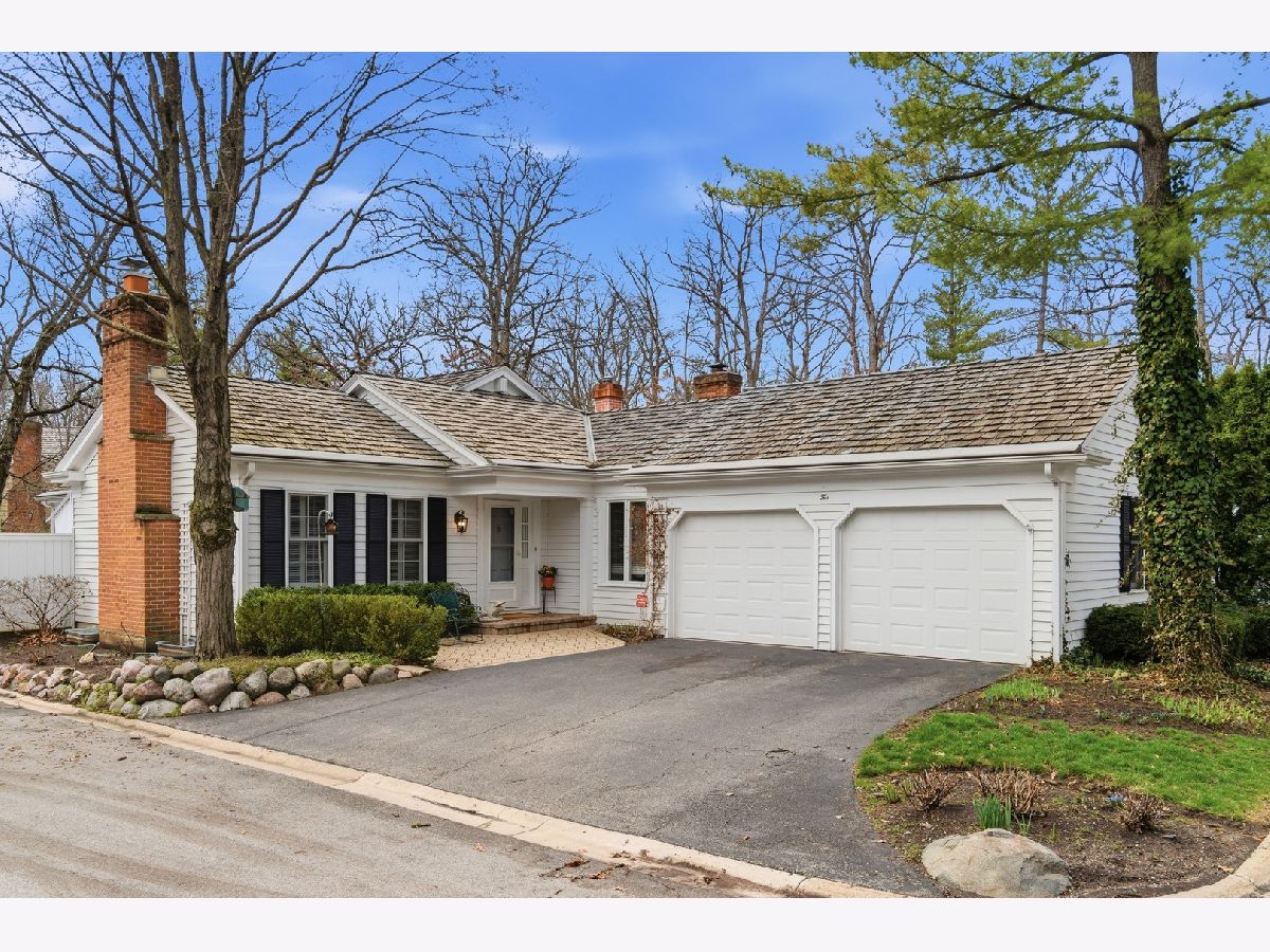  For Sale Lincolnshire Illinois, 2 Court Of Mohawk Court