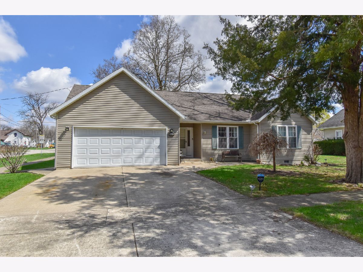  Sold Odell Illinois, 401 Vermillion