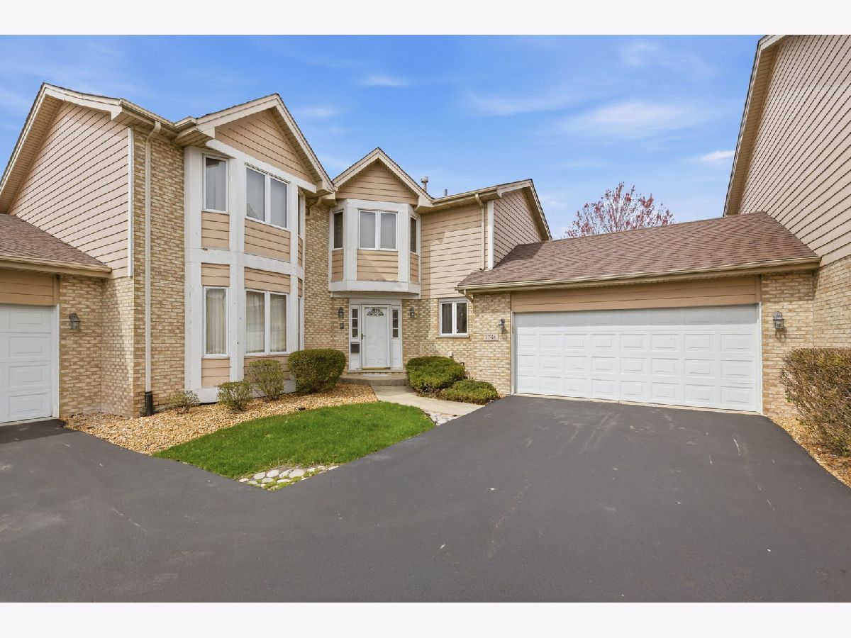  For Sale Tinley Park Illinois, 7746 Northfield Lane