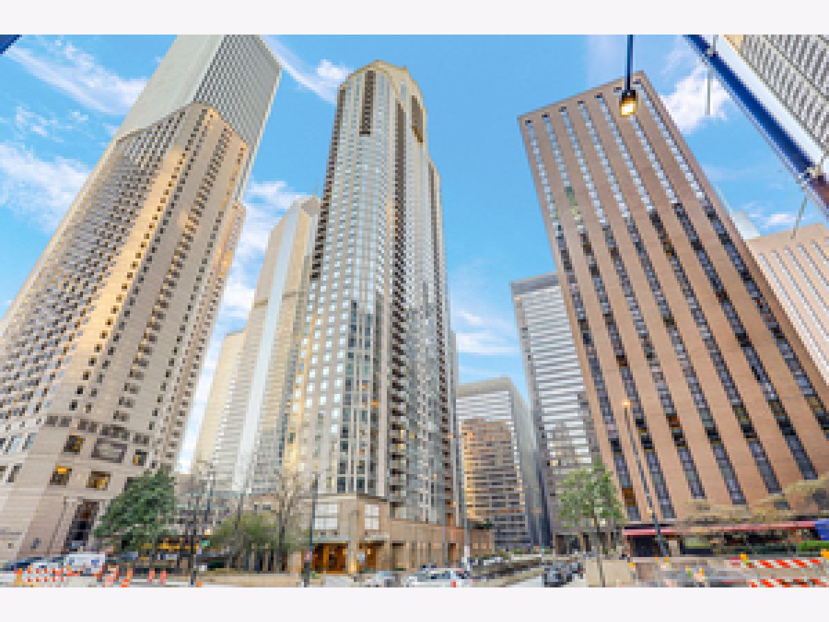  Rented Chicago Illinois, 222 Columbus