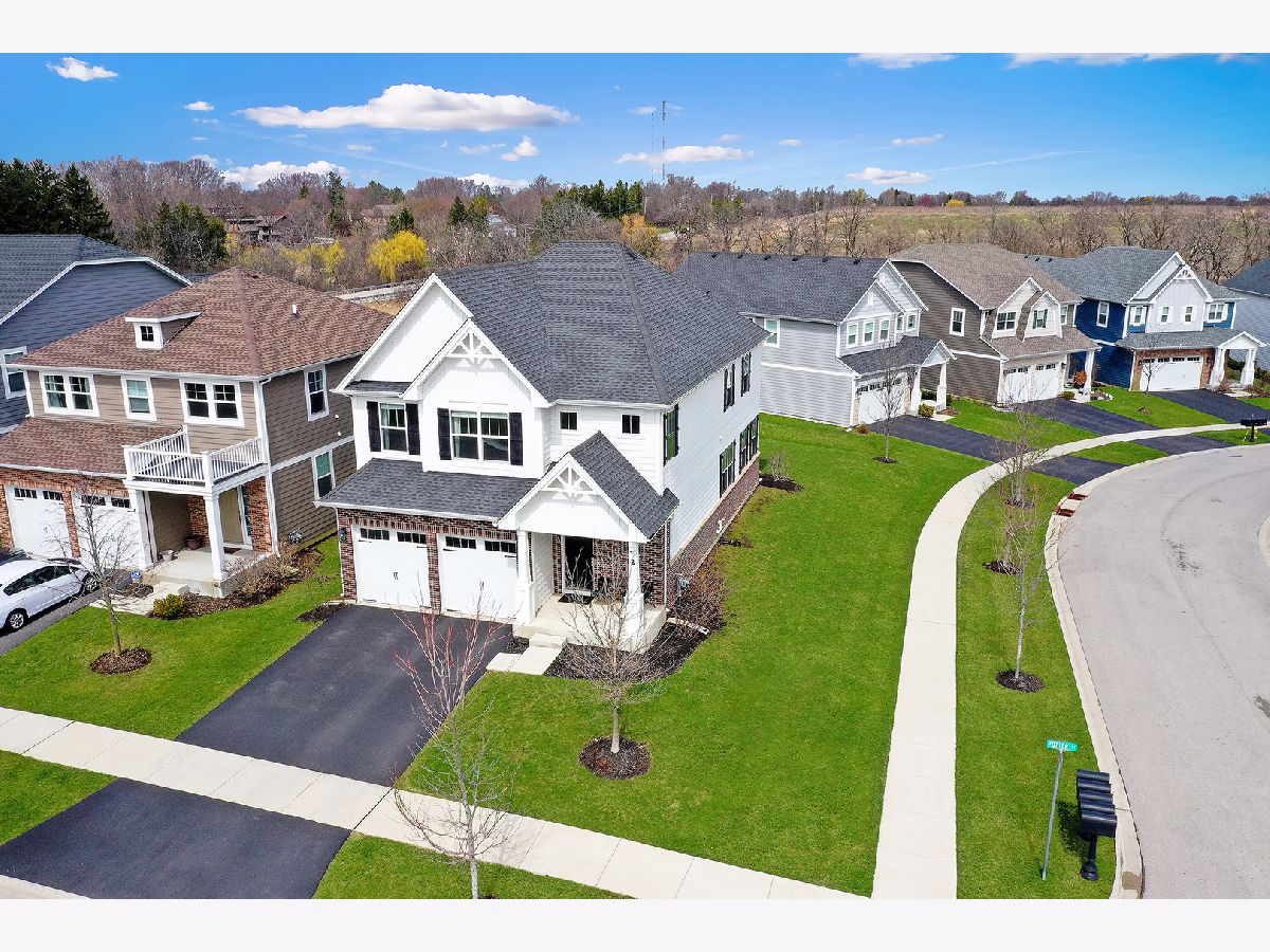  For Sale Hawthorn Woods Illinois, 2 Potter Court