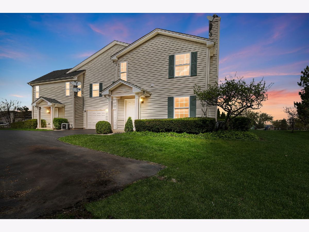  For Sale Mundelein Illinois, 1367 Orleans Drive