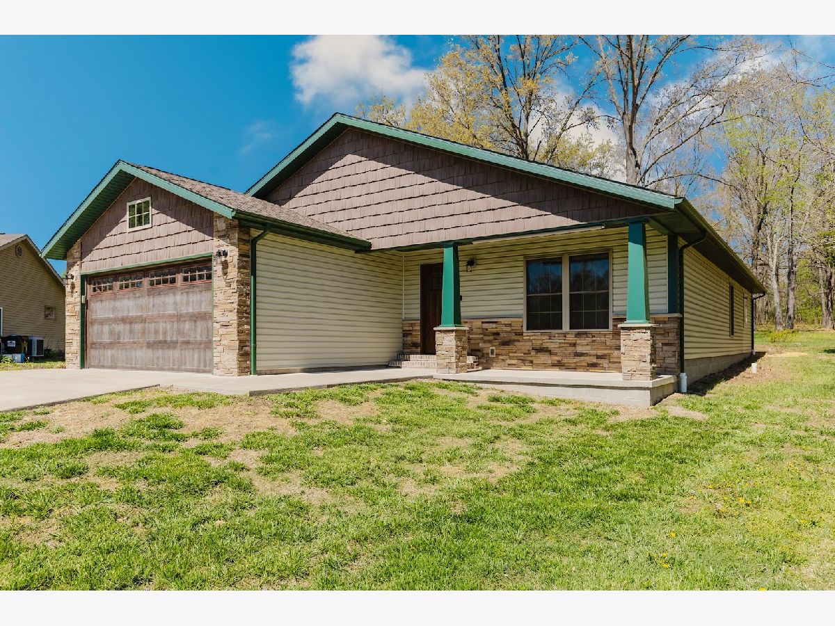  Sold Marion Illinois, 318 Whitney