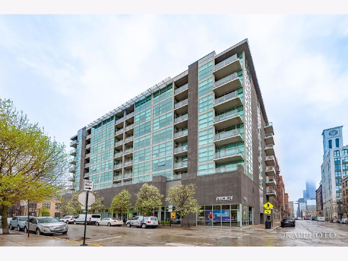  Rented Chicago Illinois, 225 Sangamon