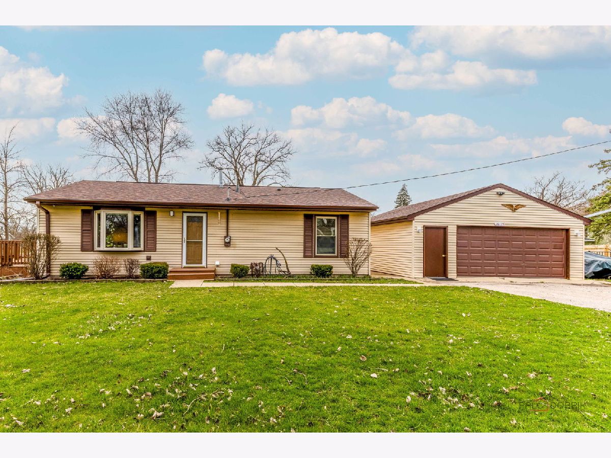  For Sale Ingleside Illinois, 26179 Tarvin Lane