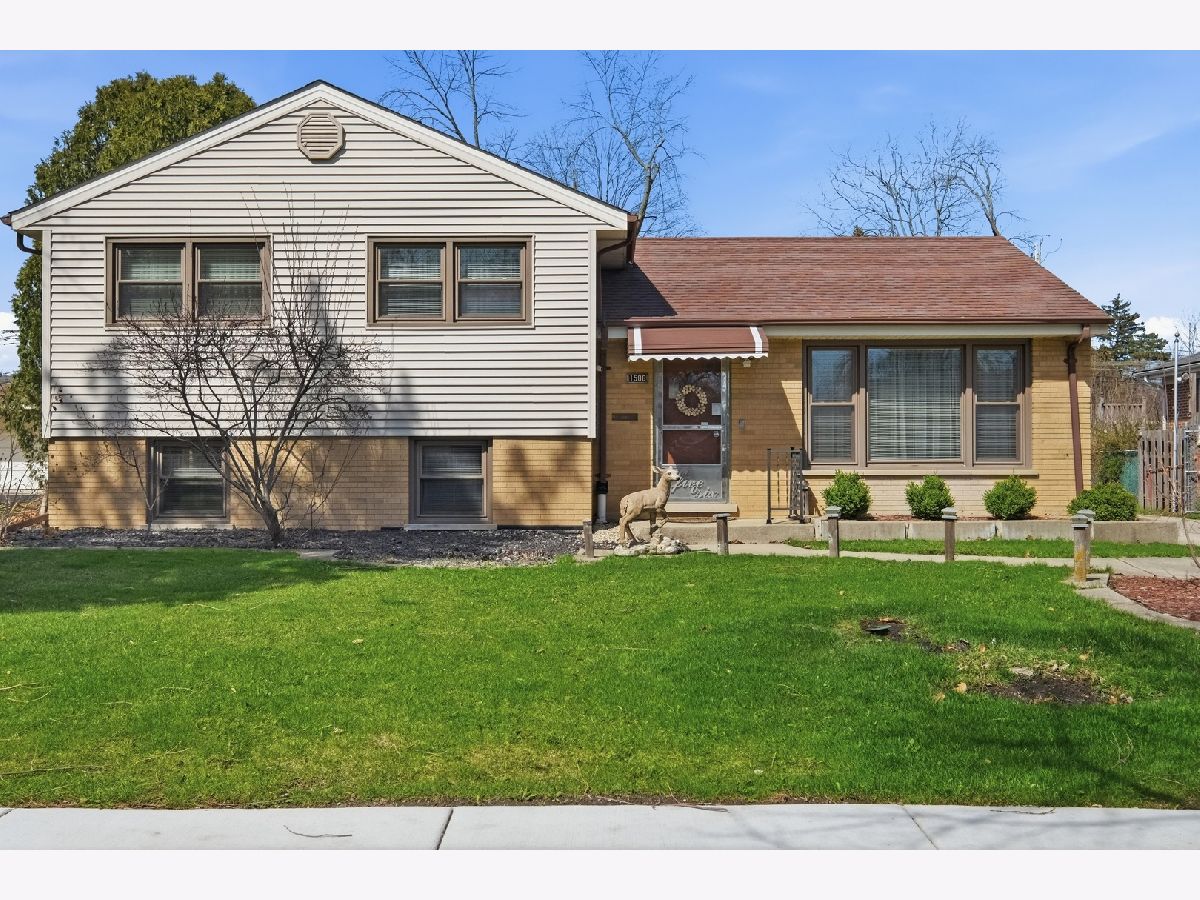  Rented Mount Prospect Illinois, 1506 Palm
