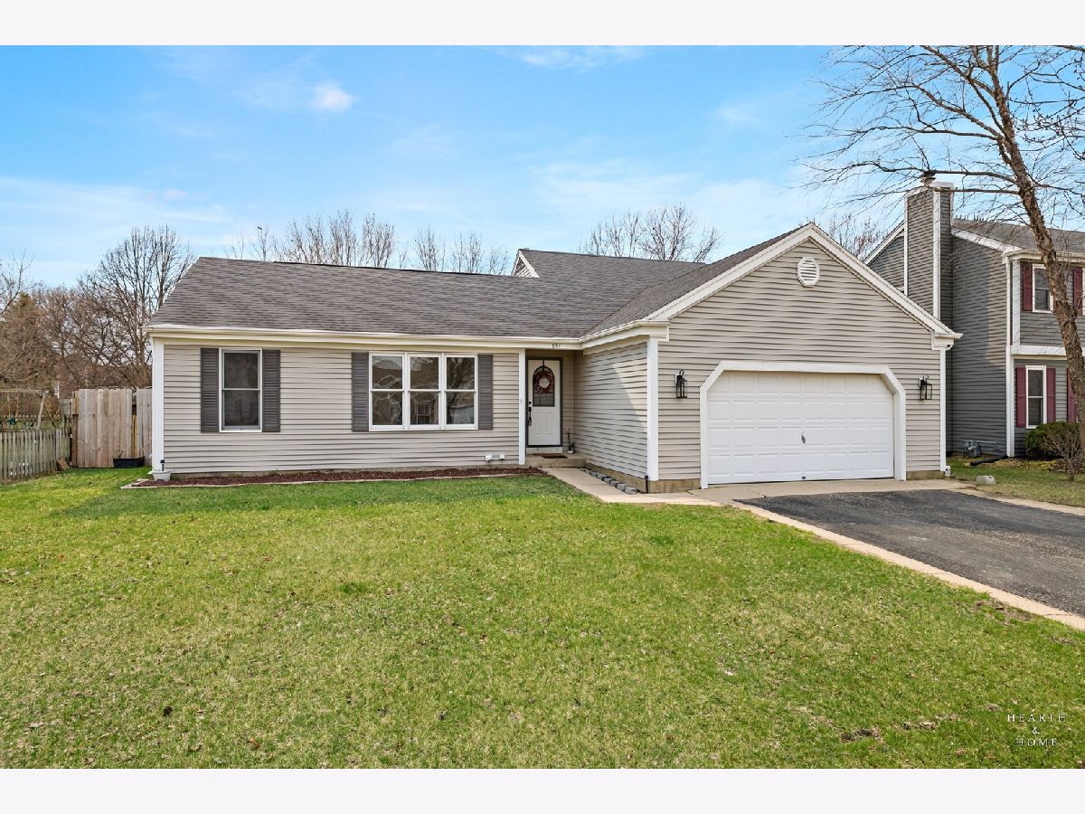  For Sale Marengo Illinois, 831 Chestnut Court