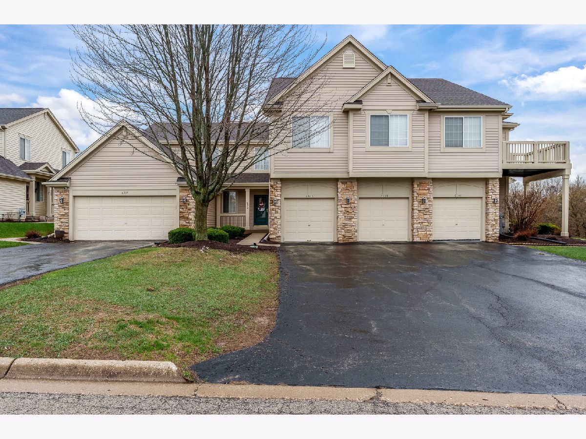  For Sale Loves Park Illinois, 6307 Commonwealth Drive