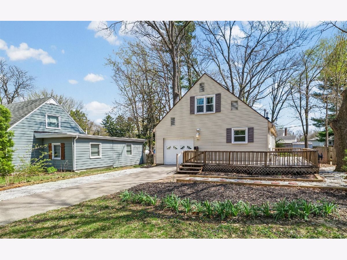 Homes For Sale Highland Place Champaign Illinois, 910 Foley Avenue