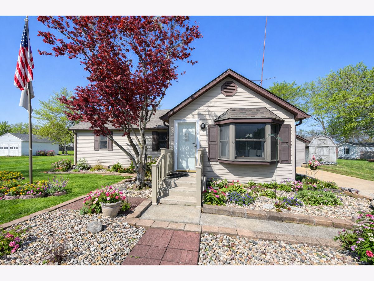  For Sale Odin Illinois, 405 Wortby Street