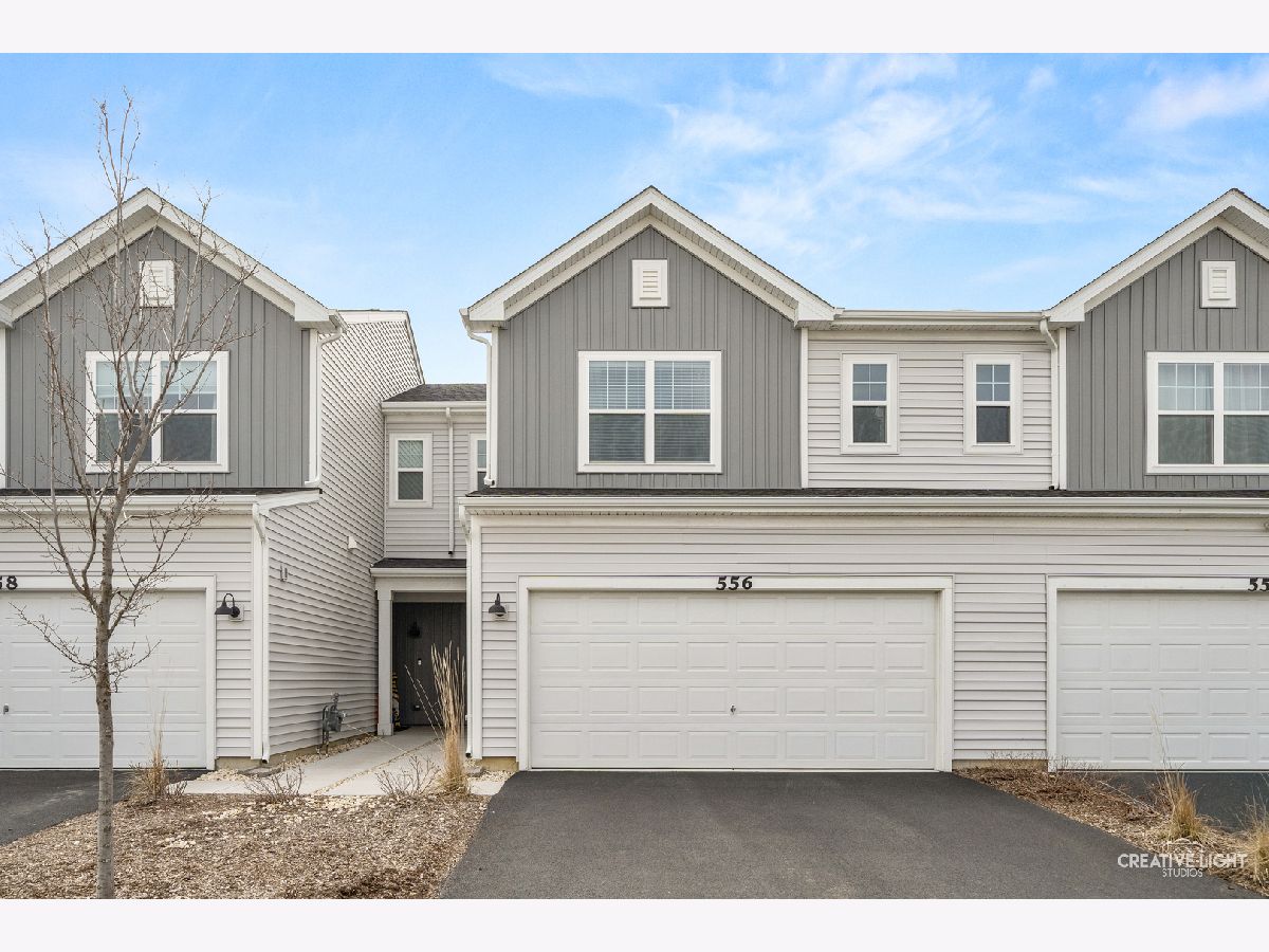  For Sale South Elgin Illinois, 556 Comstock Road