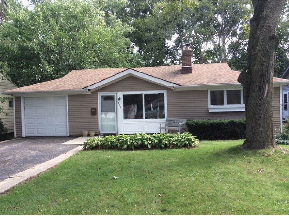  For Rent Wheaton Illinois, 133 Woodlawn