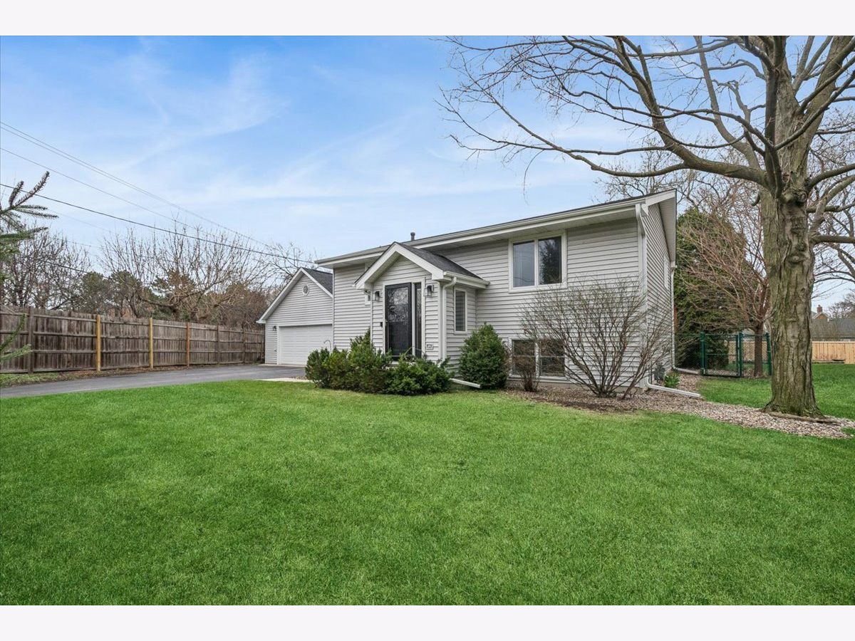  For Sale Lake Bluff Illinois, 904 Woodland Road