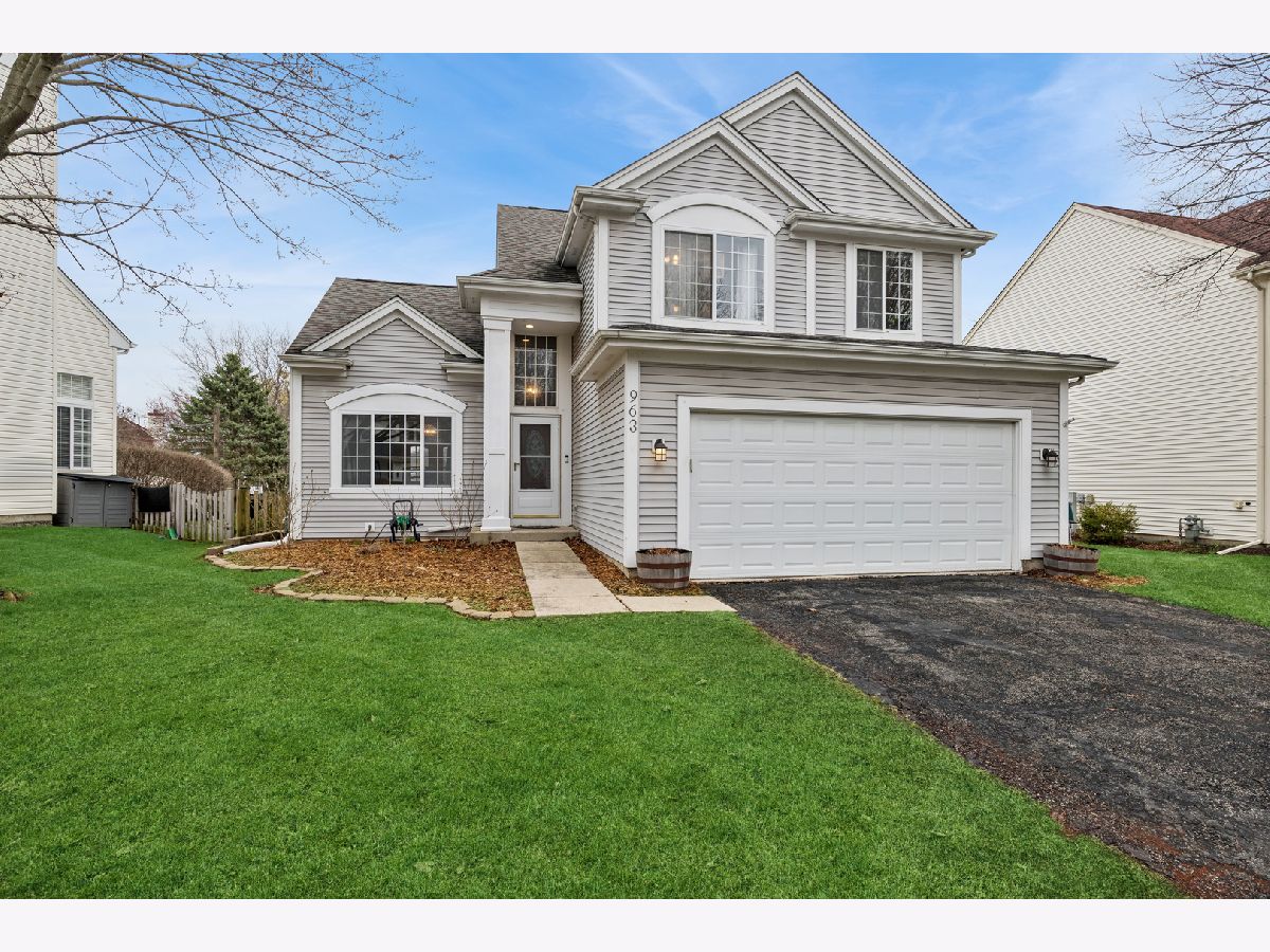 Homes For Sale Chesapeake Farms Grayslake Illinois, 963 Tylerton Circle