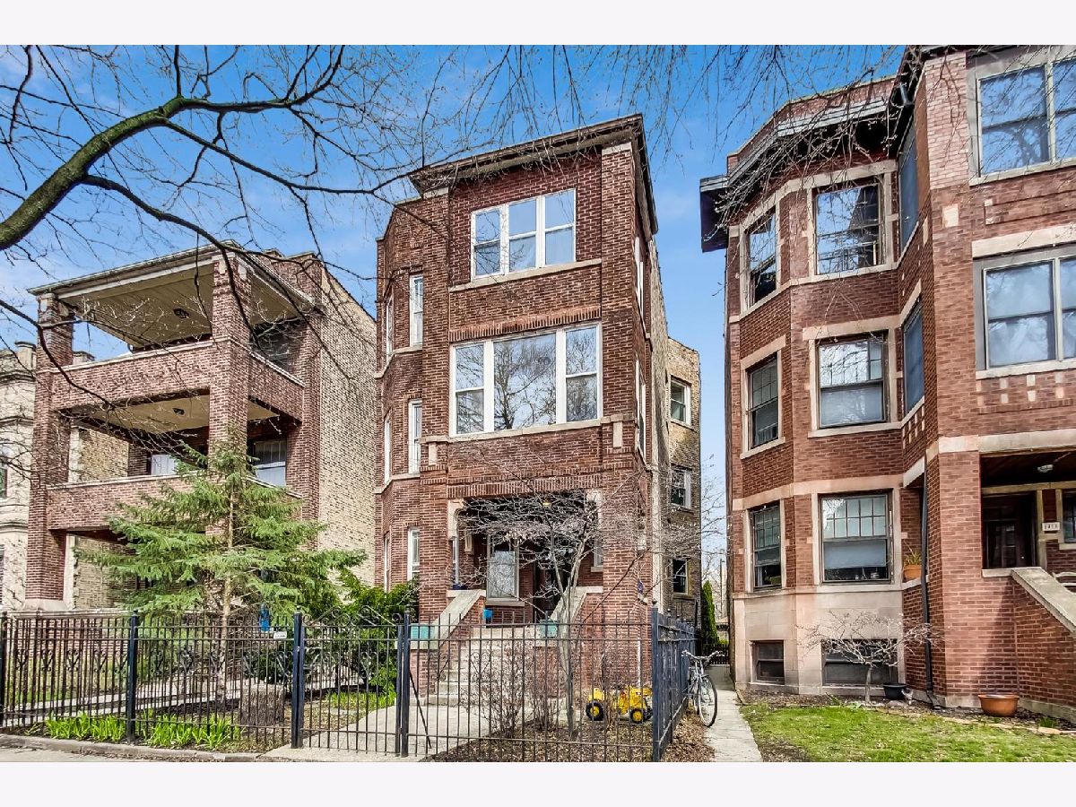  Rented Chicago Illinois, 1422 Olive