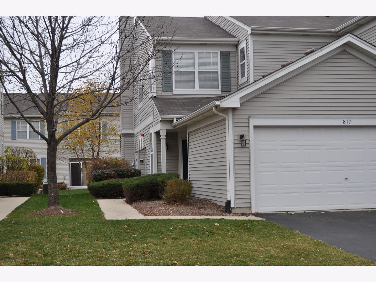  Rented Naperville Illinois, 819 Genesee