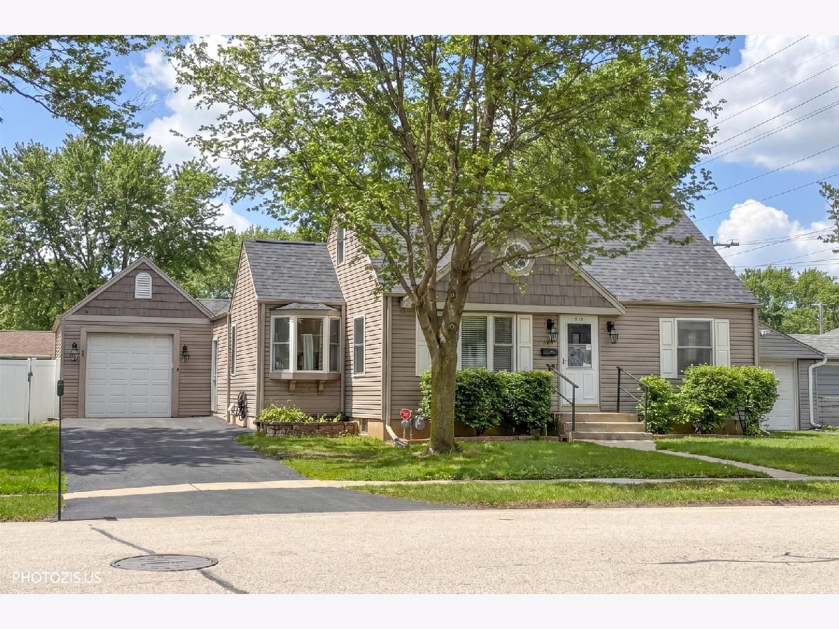  For Sale Cary Illinois, 152 Pearl Street